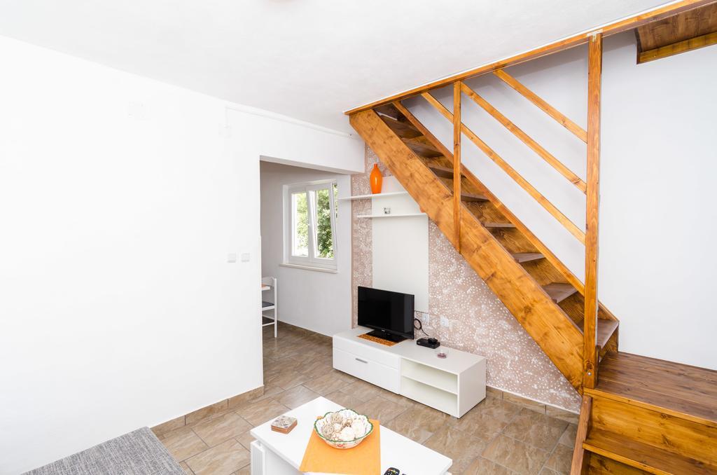 Apartments Leviana サプルナラ エクステリア 写真