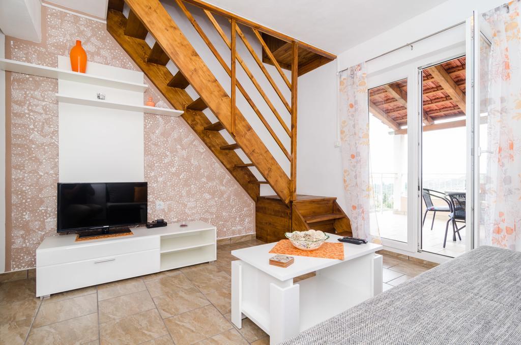 Apartments Leviana サプルナラ エクステリア 写真