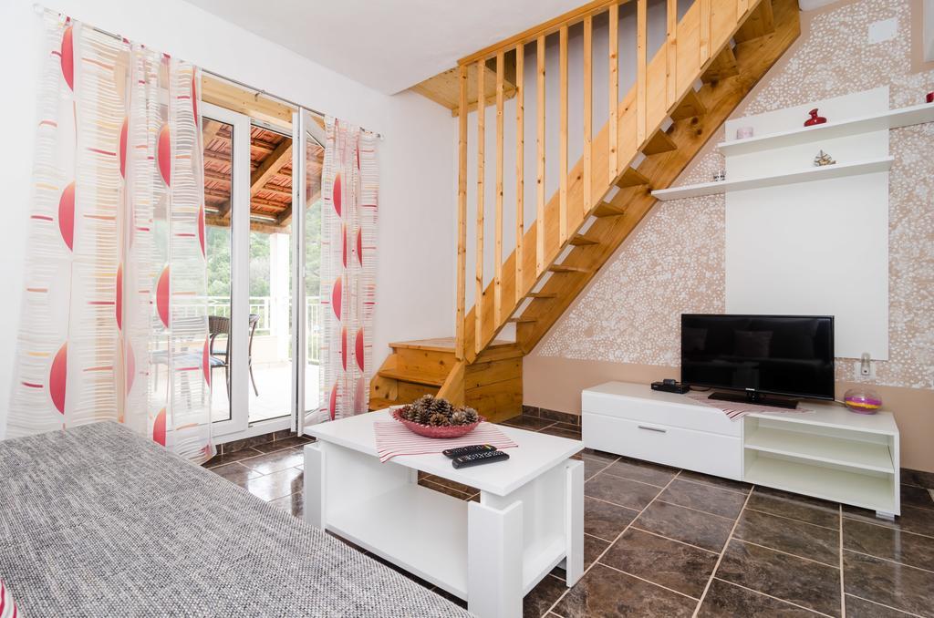 Apartments Leviana サプルナラ エクステリア 写真