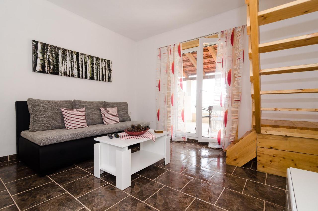 Apartments Leviana サプルナラ エクステリア 写真